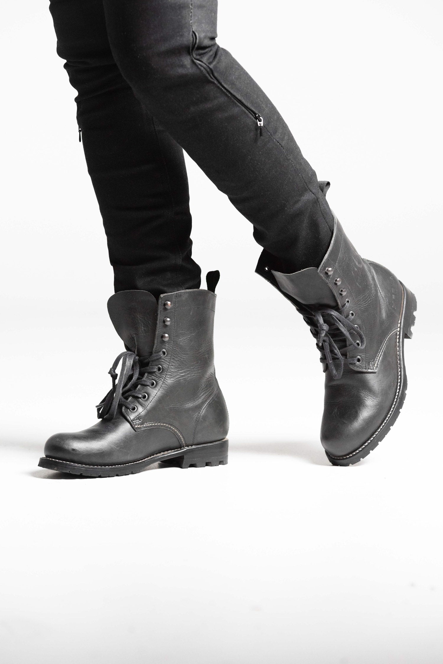 Estrada - Womens Black Leather Boots MERLA MOTO